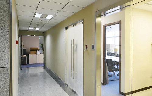 锦秋国际大厦走廊